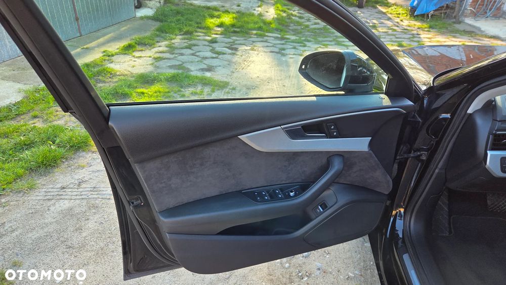 Audi A4 Limousine - 13