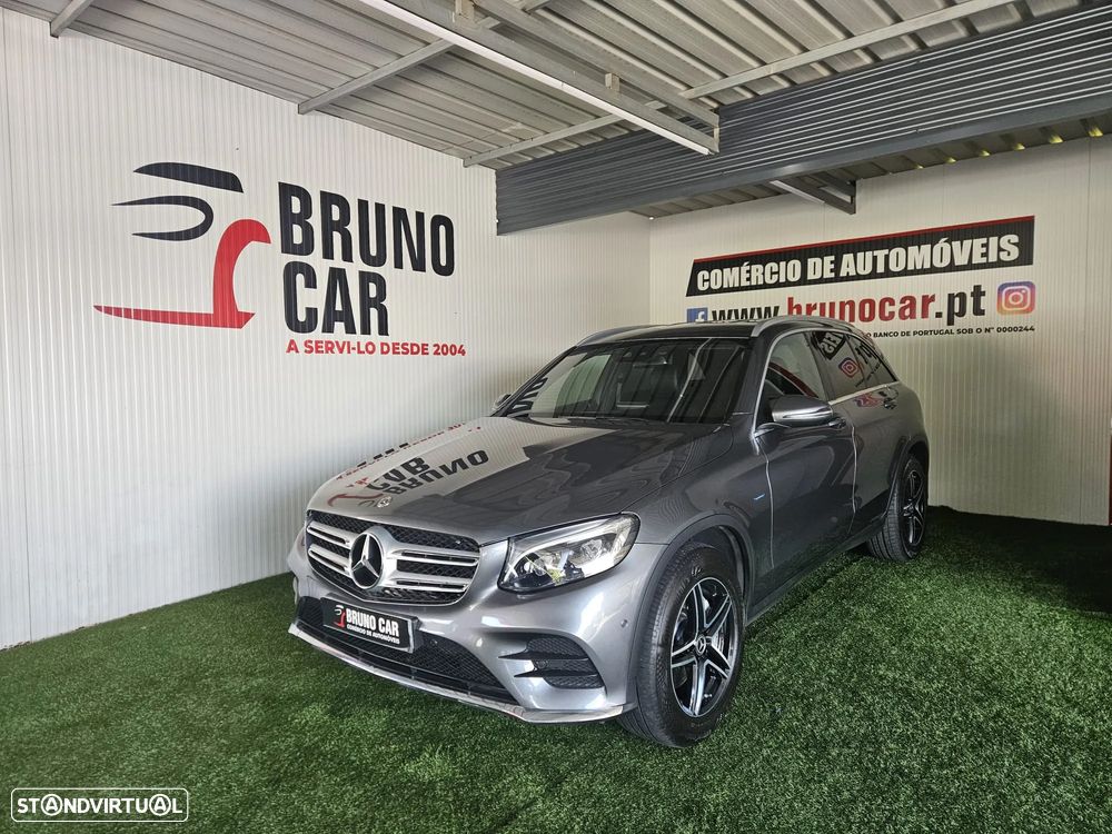 Mercedes-Benz GLC 300 e 4Matic 9G-TRONIC AMG Line - 4