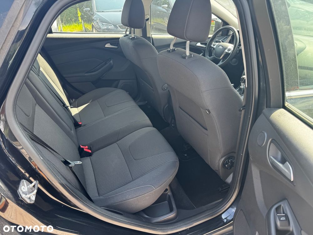 Ford Focus 1.6 EcoBoost Titanium - 32