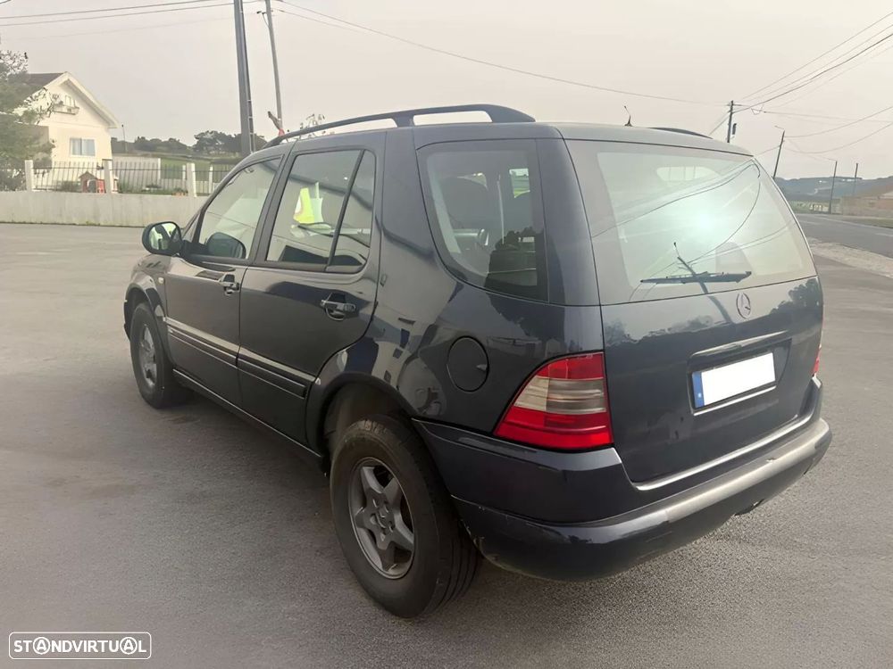 Mercedes-Benz ML 270 - 4