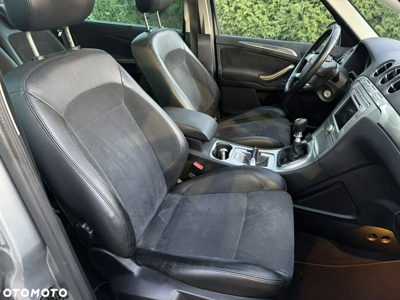 Ford S-Max 2.5 Titanium - 30