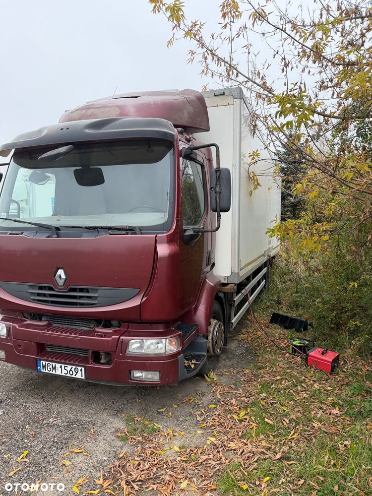Renault Midlum