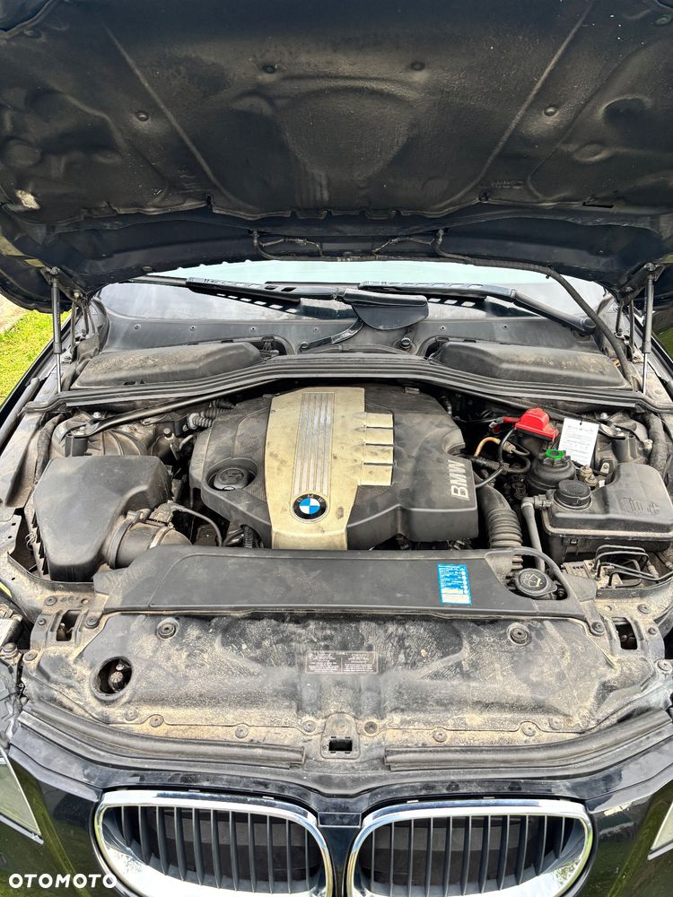 BMW Seria 5 520d Touring - 23