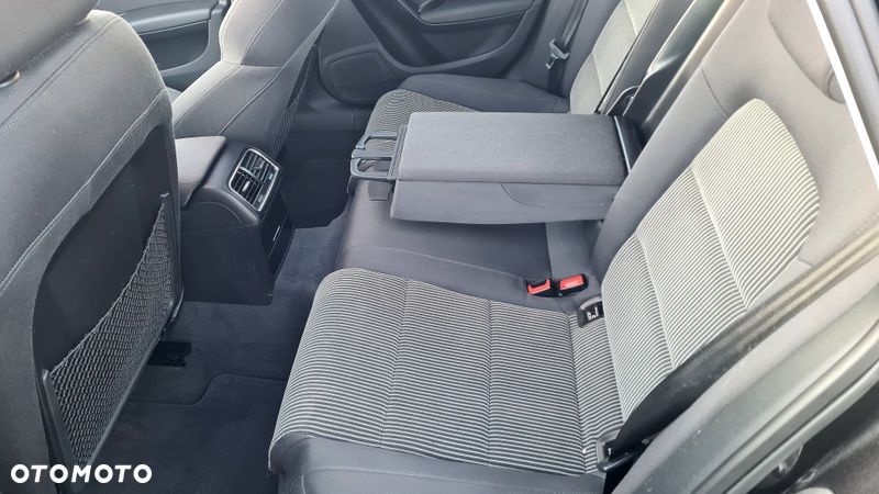 Audi A4 Avant 2.0 TDI - 33