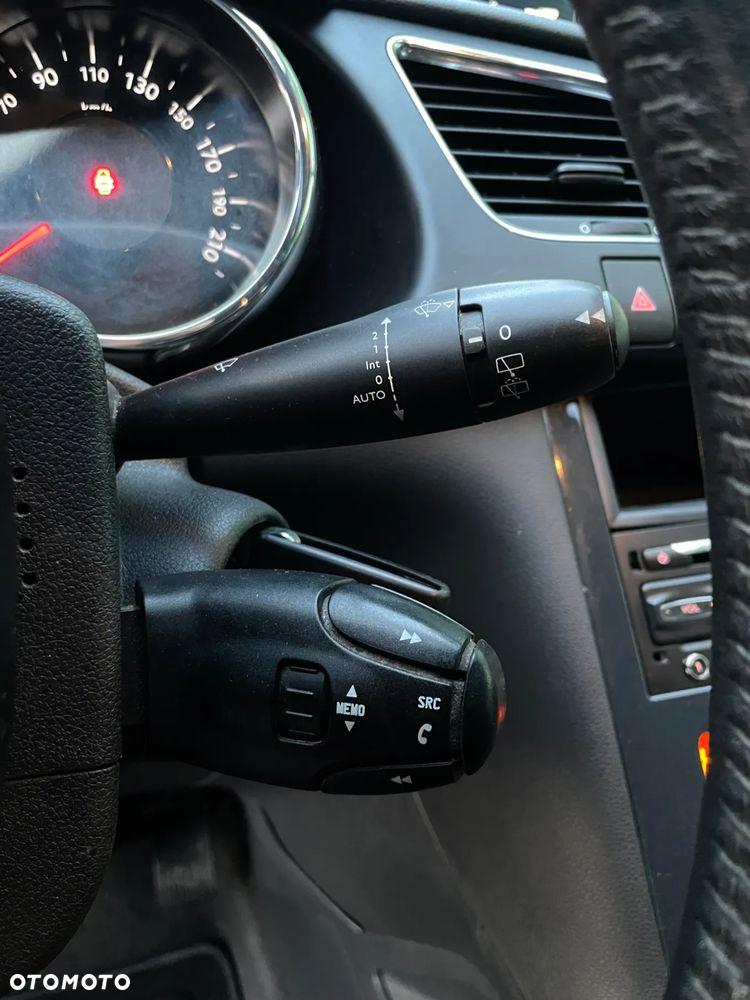 Peugeot 3008 - 16