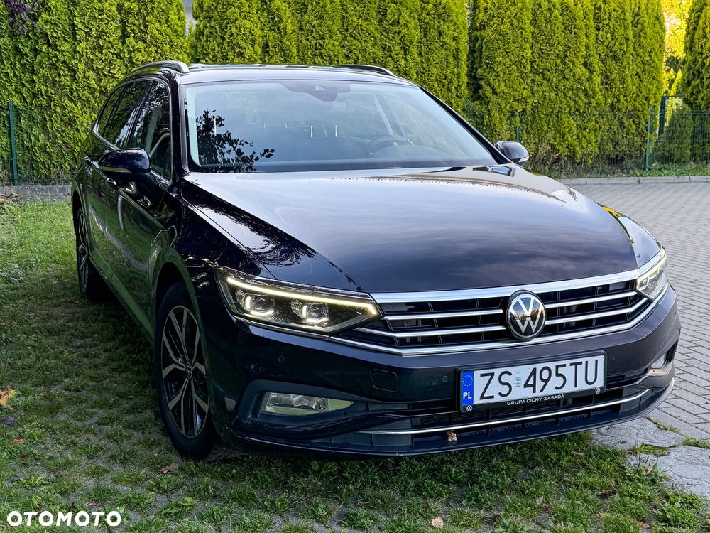 Volkswagen Passat 1.5 TSI EVO Elegance DSG - 1