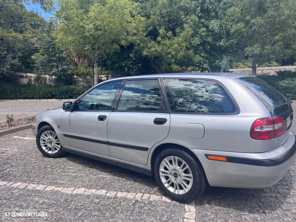Volvo V40 1.6 Base - 9