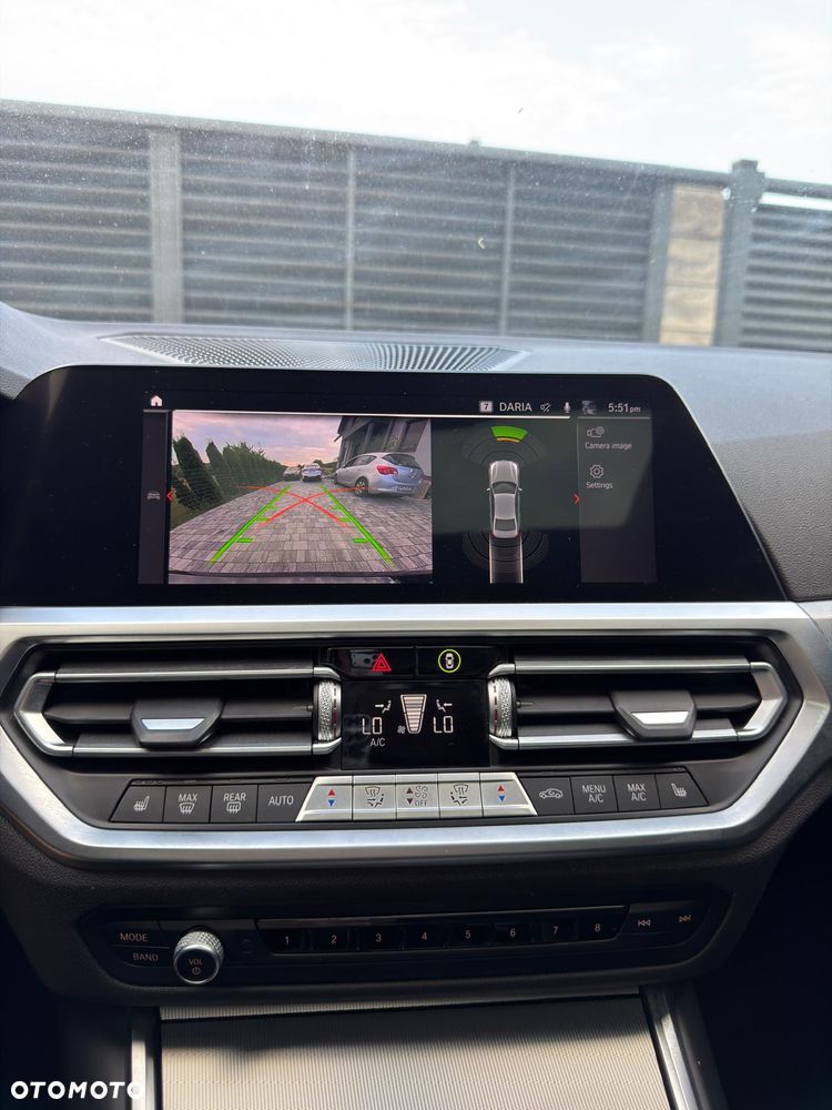 BMW Seria 3 330i xDrive Sport Line - 40