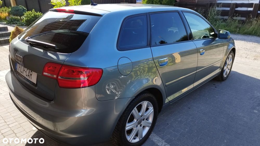 Audi A3 Sportback 2.0 TDI DPF Attraction - 7