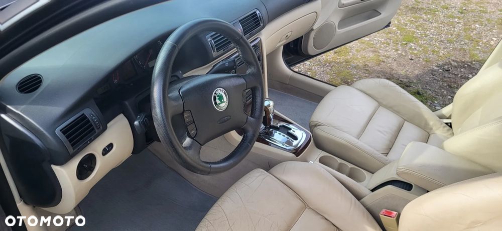 Skoda Superb - 16