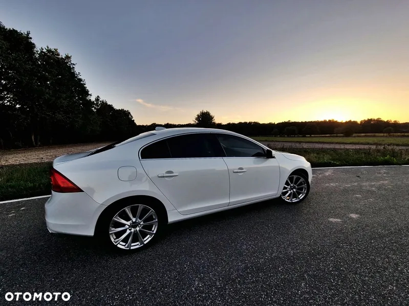 Volvo S60 T5 Geartronic Summum - 9