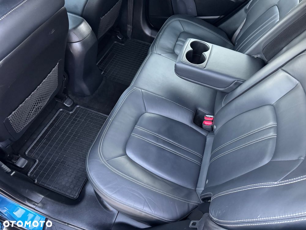 Kia Sportage 2.0 CRDI XL - 26