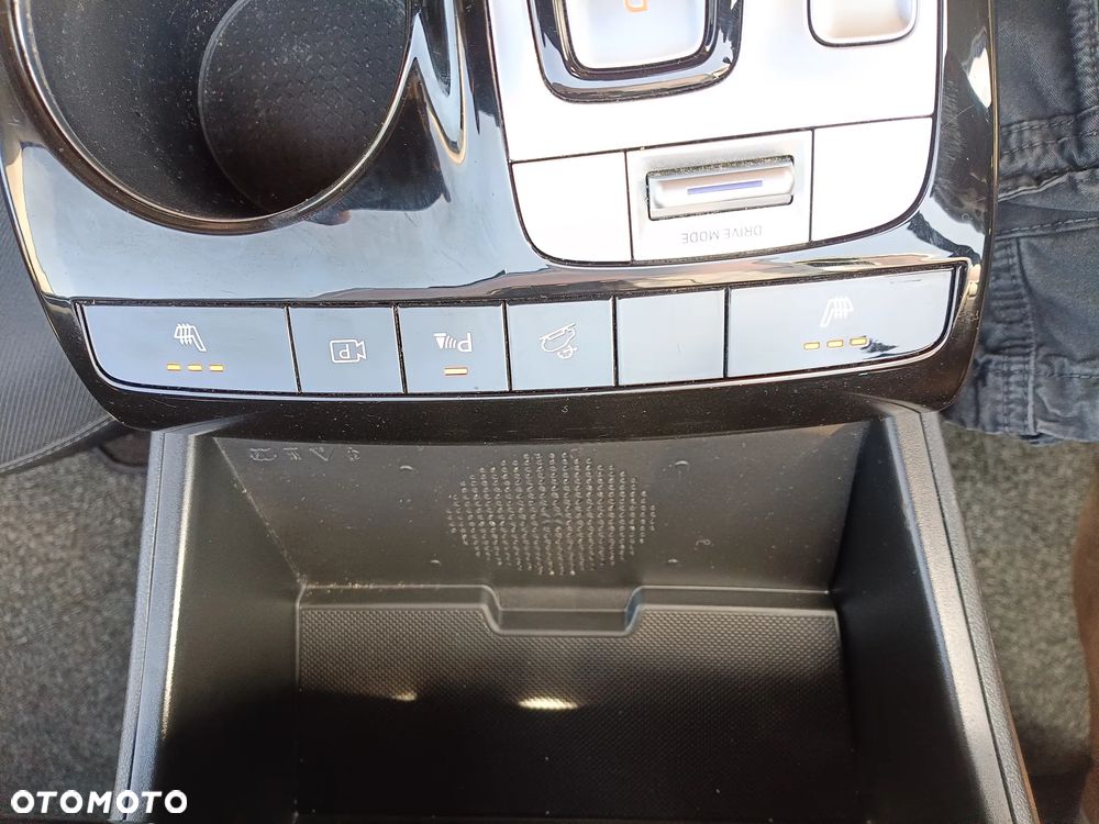 Hyundai Tucson 1.6 T-GDi HEV 2WD Select - 27