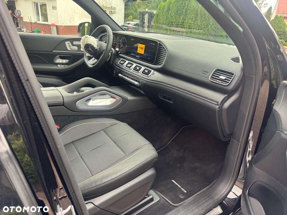 Mercedes-Benz GLS - 11