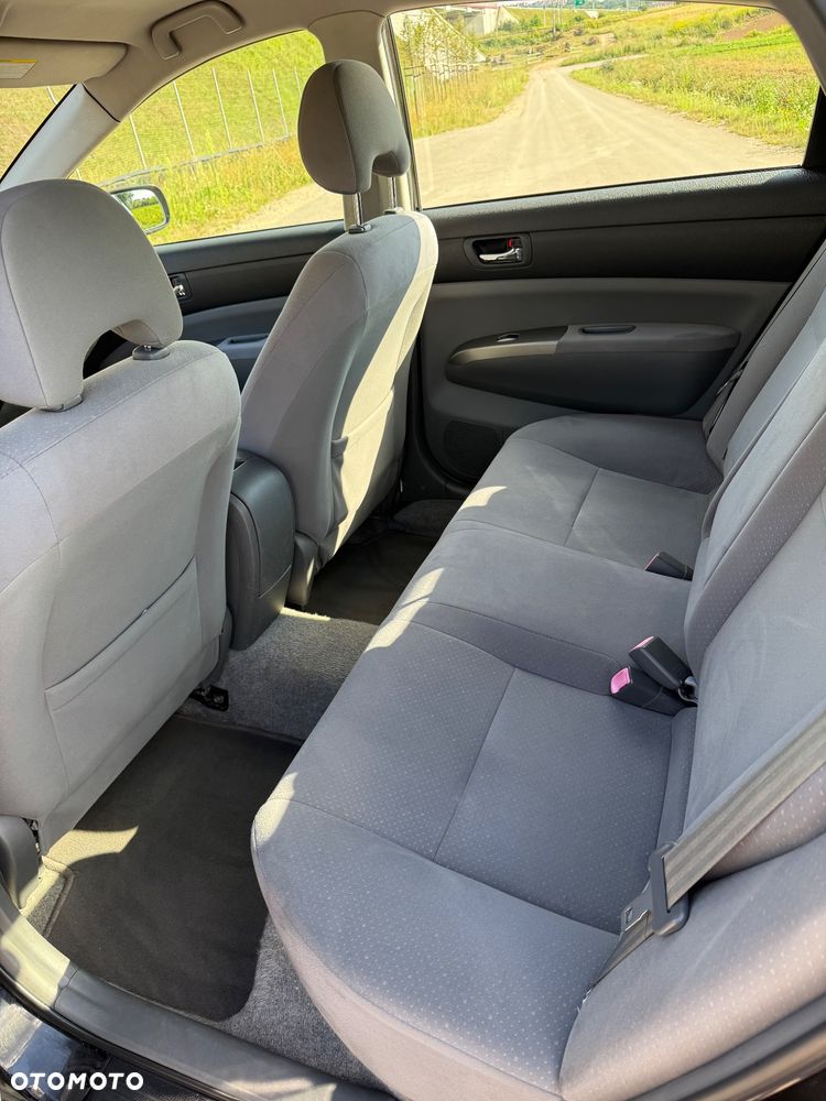 Toyota Prius - 12