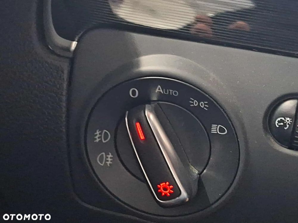 Volkswagen Golf 2.0 GTI - 7