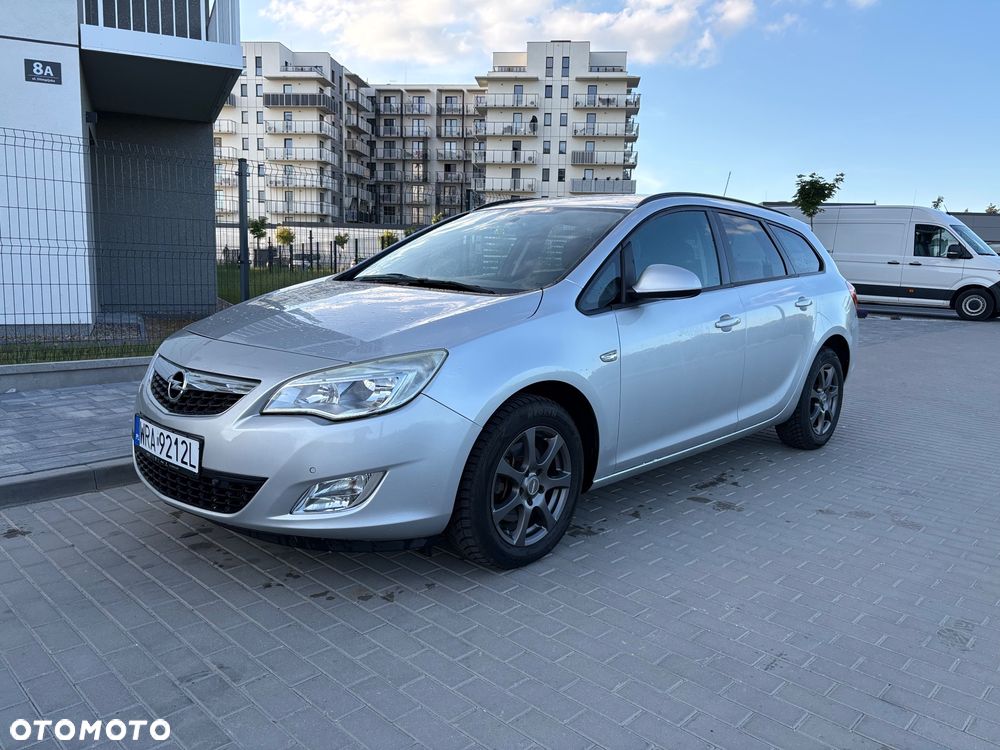 Opel Astra 1.7 CDTI Cosmo - 1