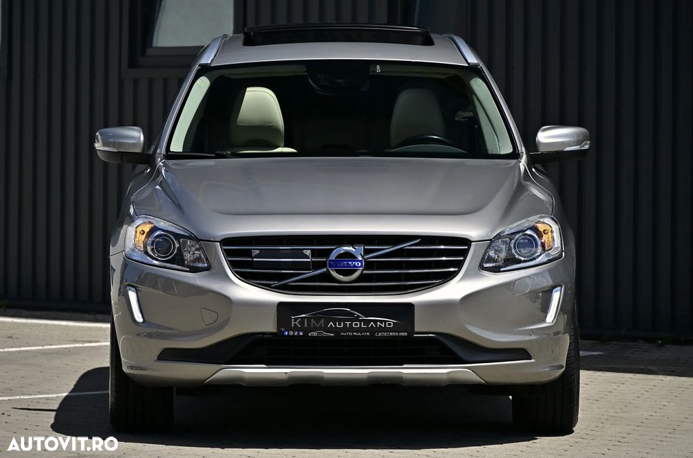Volvo XC 60 D5 AWD Geartronic Summum - 4