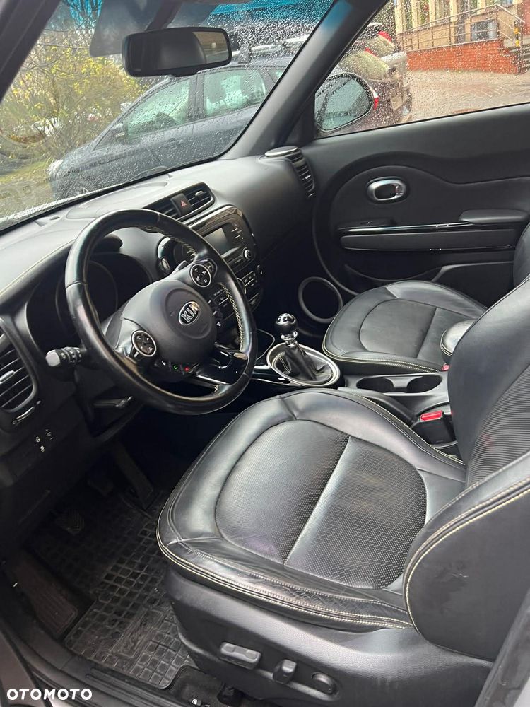 Kia Soul 1.6 GDI Dream Team Edition - 17