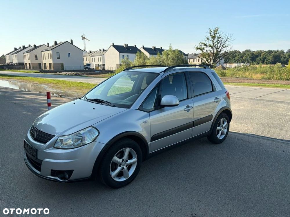 Suzuki SX4 1.6 VVT 4x2 Comfort - 1