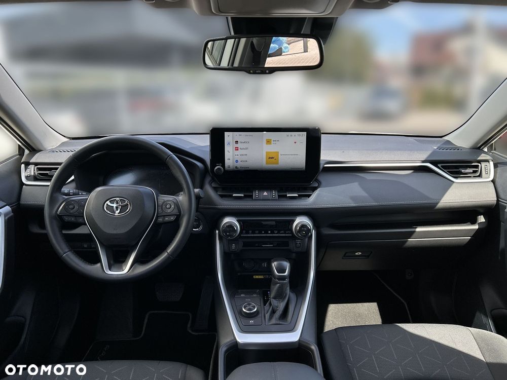 Toyota RAV4 - 9