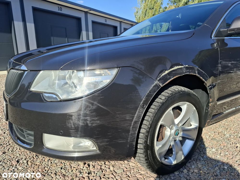 Skoda Superb 2.0 TSI Ambition DSG - 3