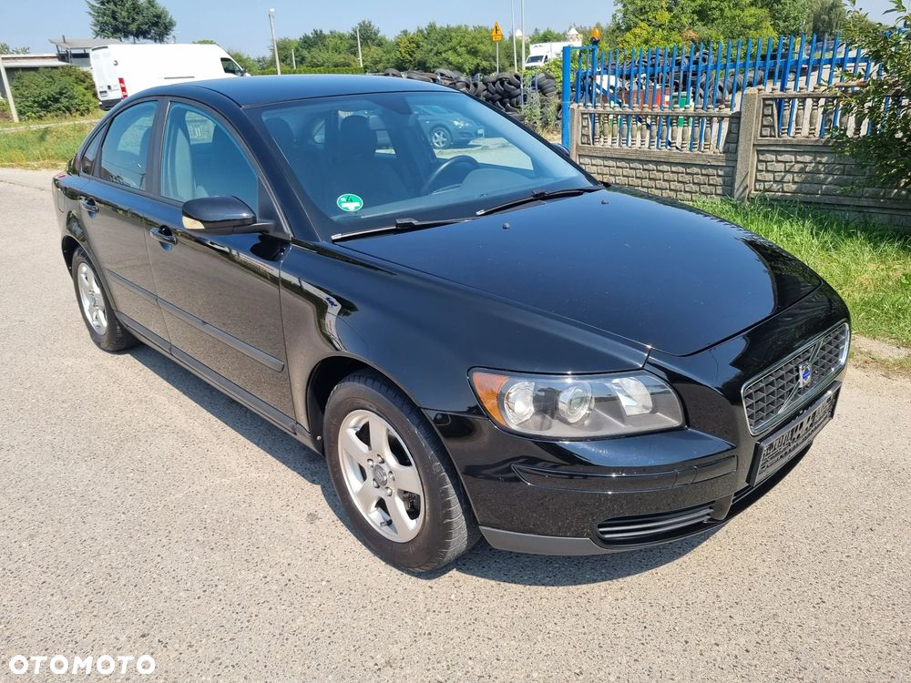 Volvo S40 1.6 - 13