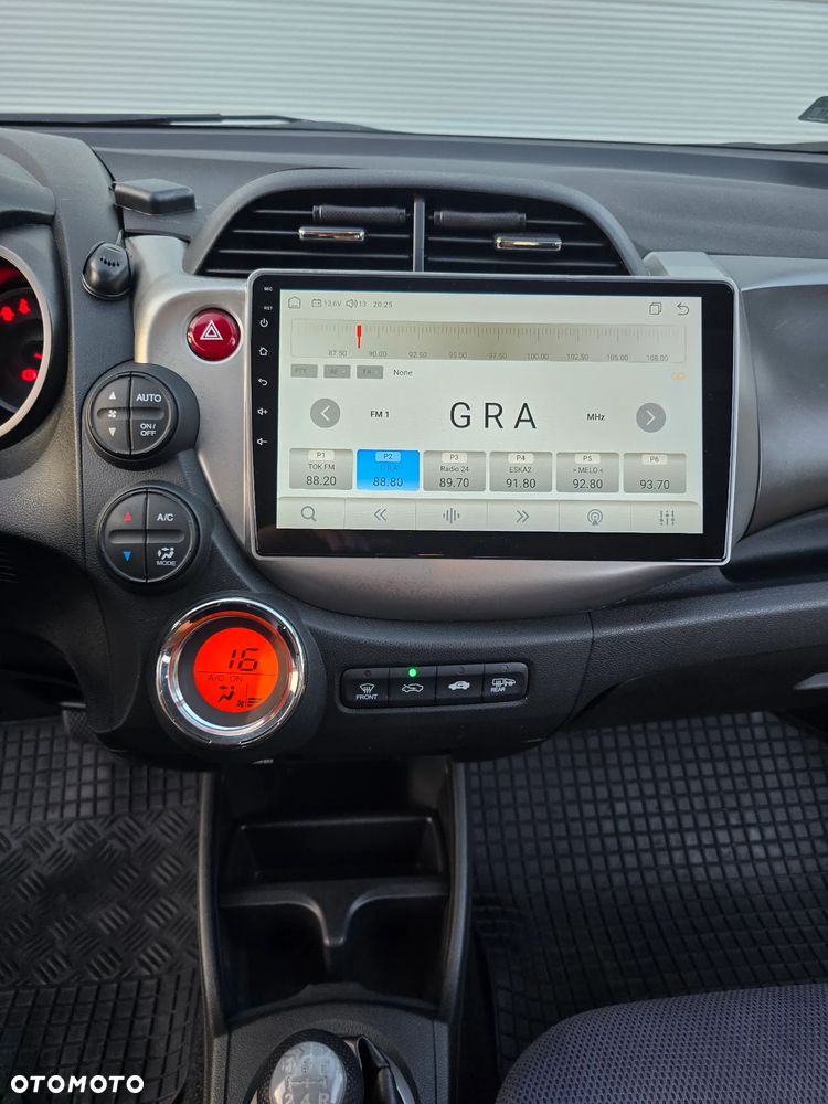 Honda Jazz 1.4 i-VTEC Exclusive - 26