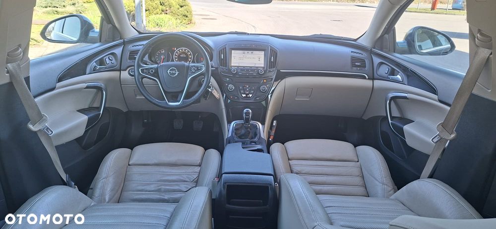 Opel Insignia 1.6 T Cosmo S&S - 11