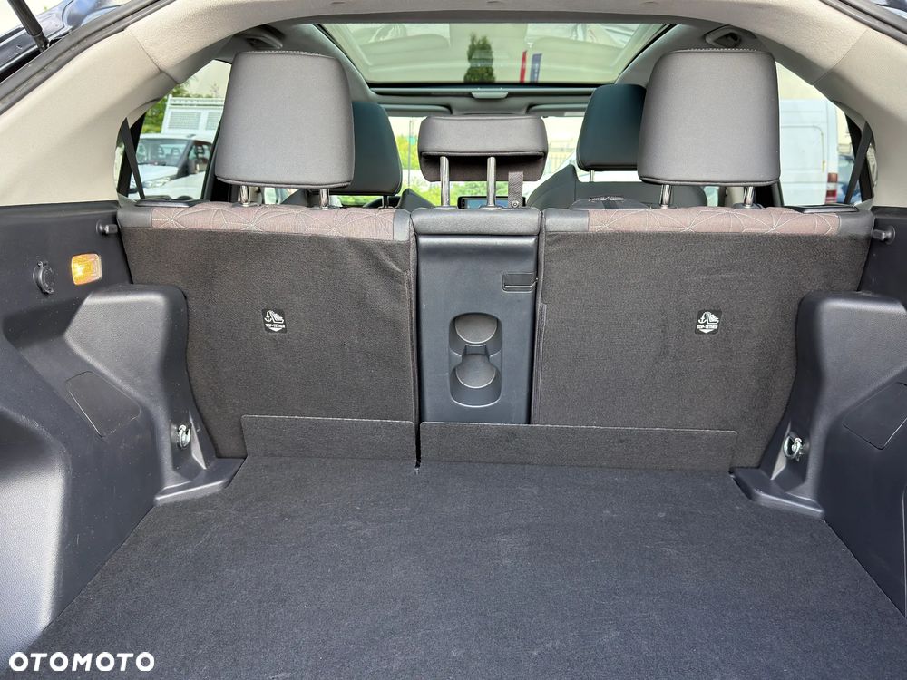 Toyota Yaris 130 1.5 VVT-i Premiere Edition - 20