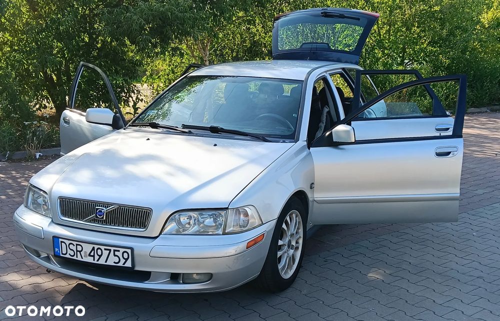Volvo V40 - 1