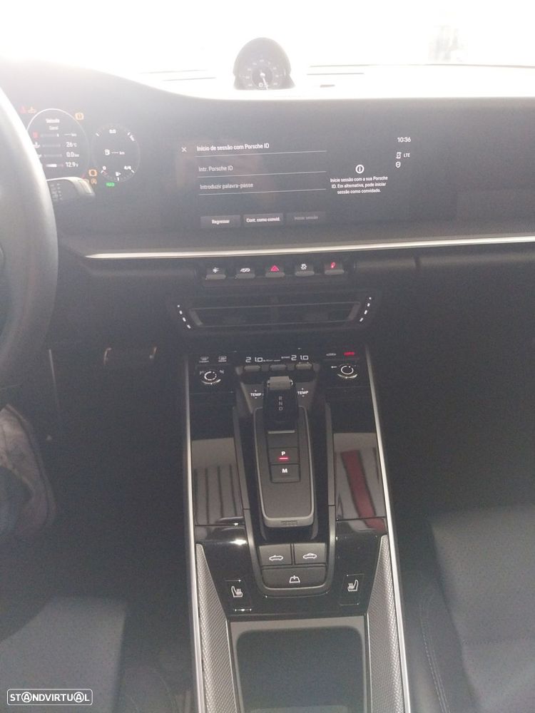 Porsche 911 Série F - 13