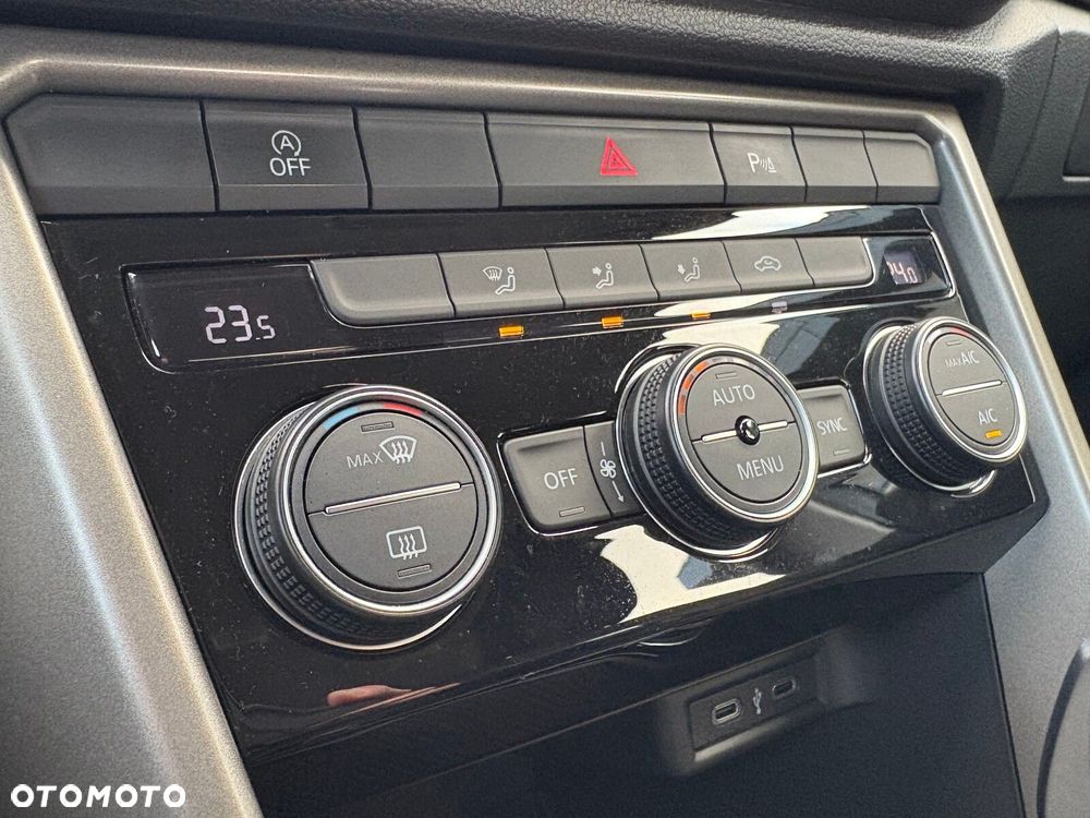 Volkswagen T-Roc 1.5 TSI ACT Advance DSG - 25