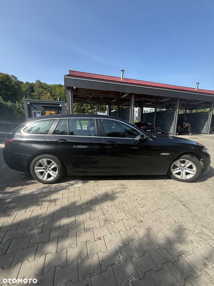 BMW Seria 5 520d xDrive - 3
