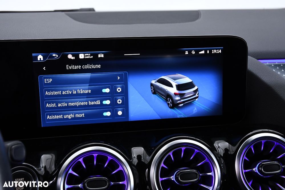 Mercedes-Benz GLA - 19