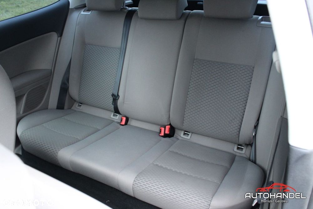 Volkswagen Golf - 15