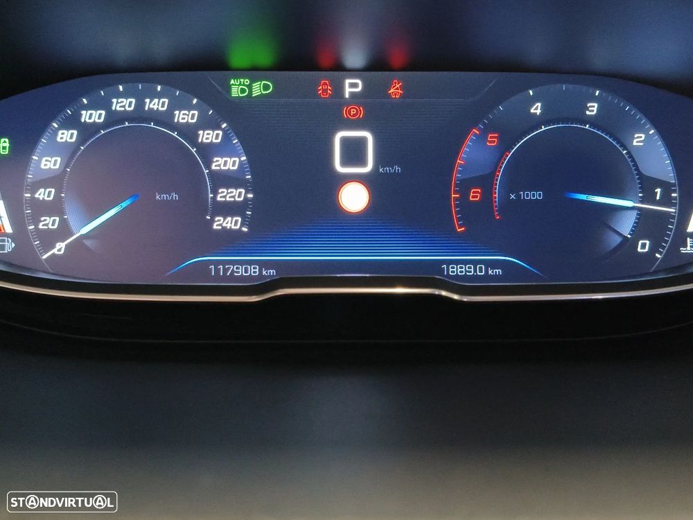 Peugeot 5008 1.6 BlueHDi GT Line EAT6 - 36