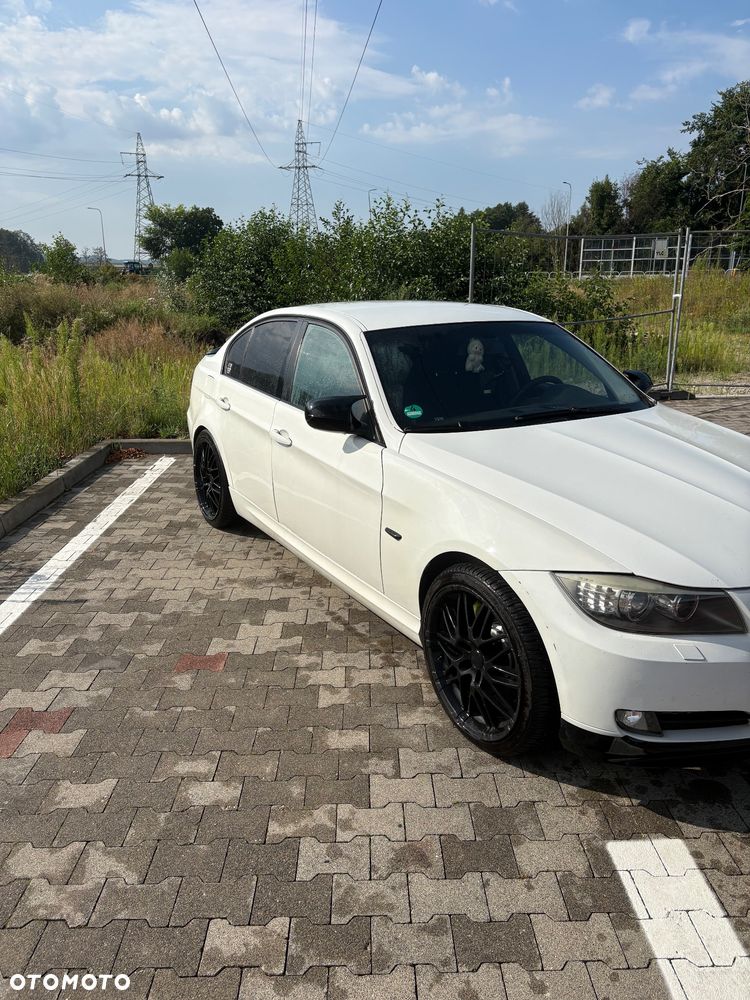 BMW Seria 3 330d - 11