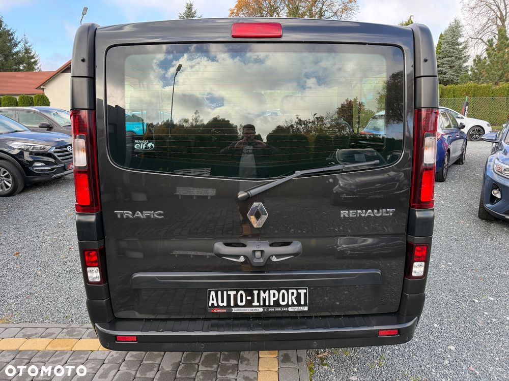 Renault Trafic 2016 photo 4