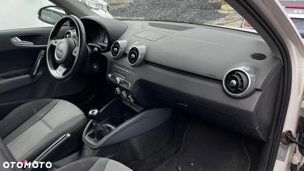 Audi A1 Sportback 1.0 TFSI ultra design - 1