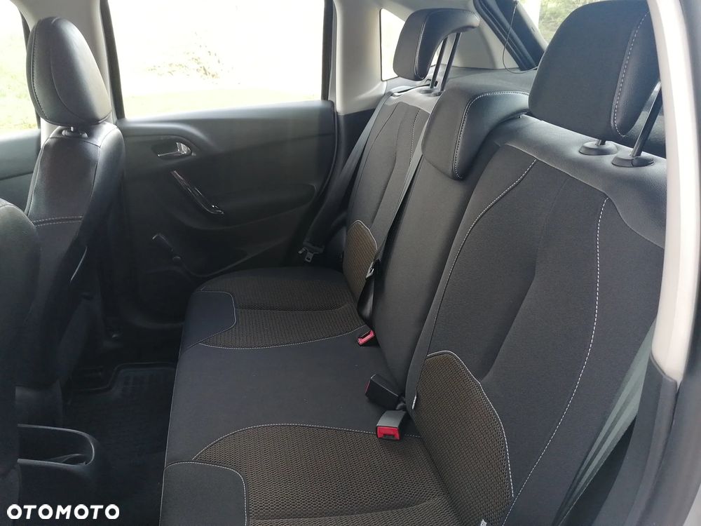 Citroën C3 HDi 70 FAP Attraction - 7