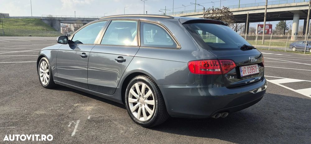 Audi A4 - 4