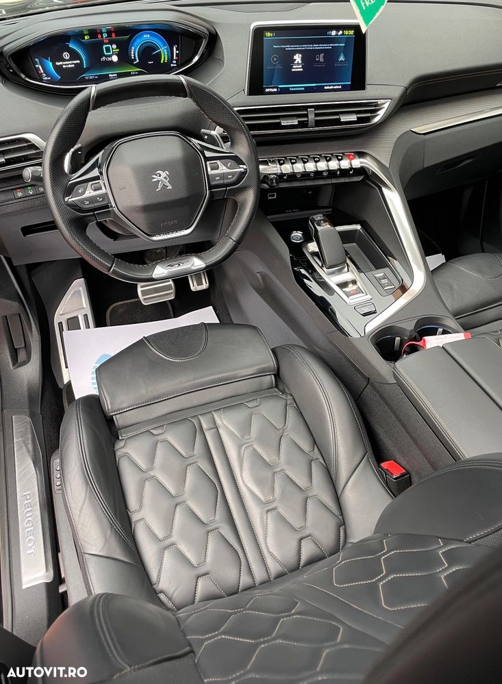 Peugeot 3008 PHEV 300 EAT8 4X4 GT - 39