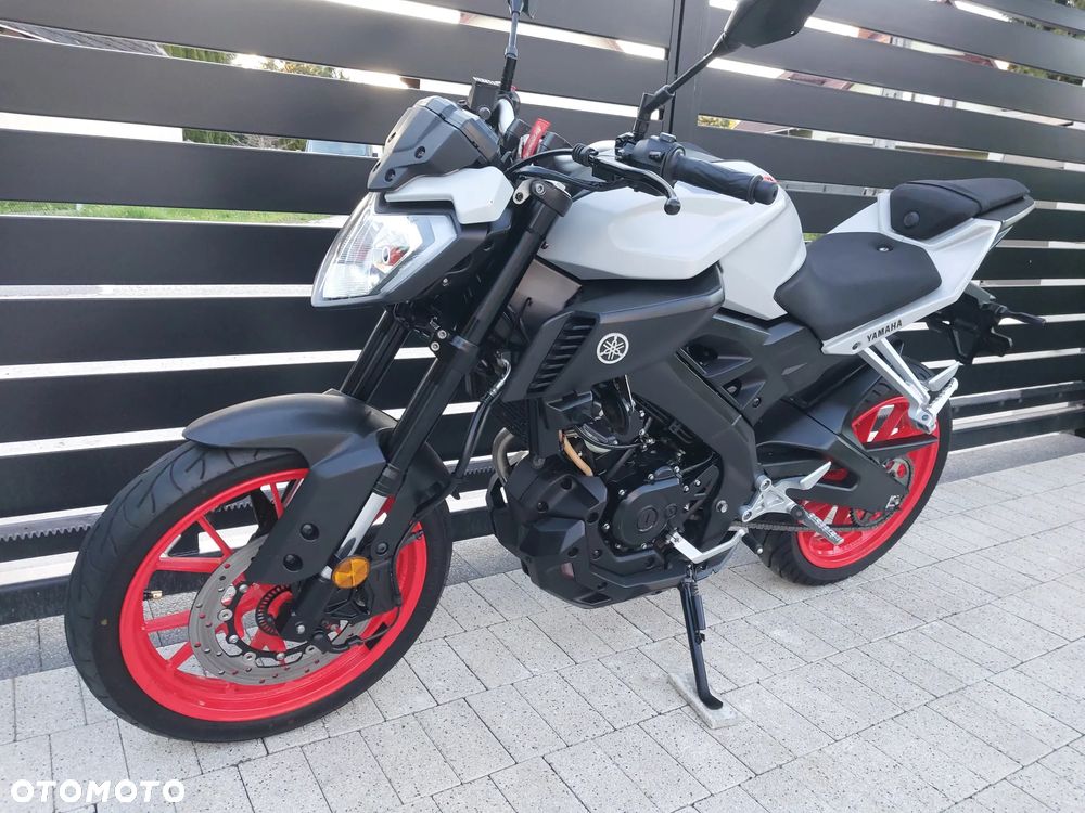 Yamaha MT - 6