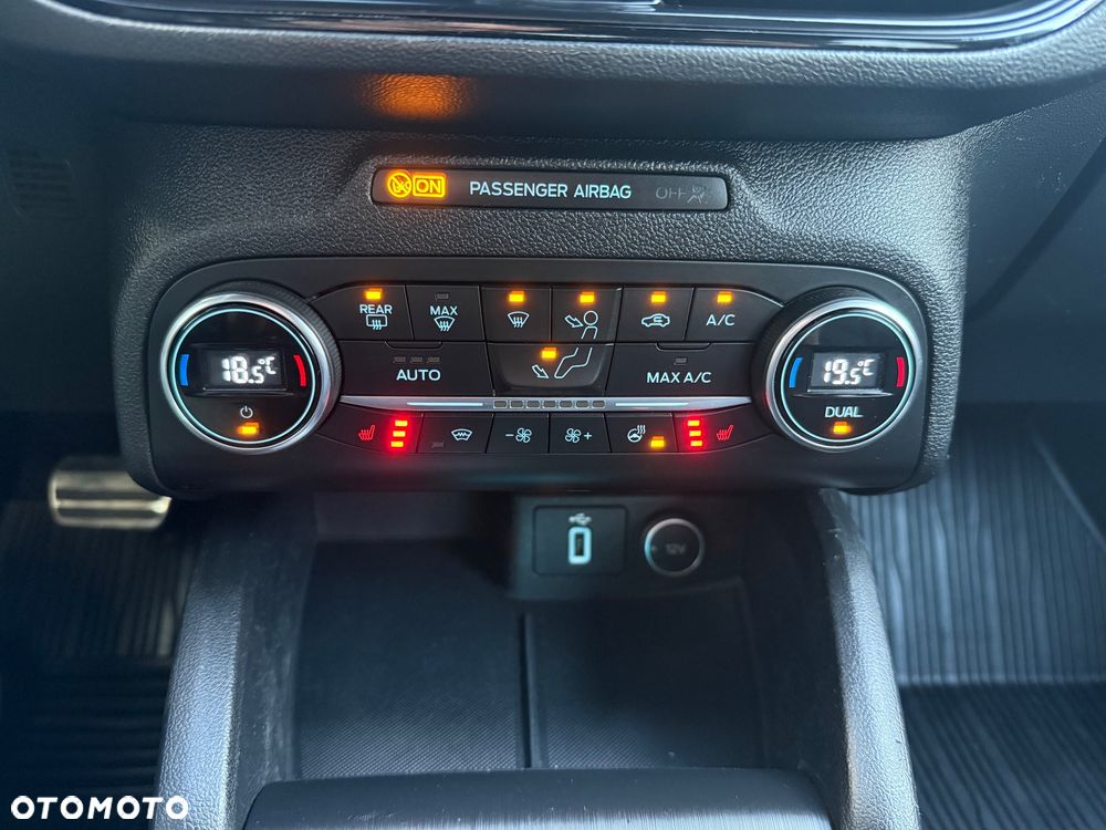 Ford Focus 2.0 EcoBlue ST-Line - 10