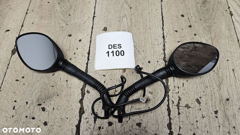 Lusterka motocyklowe z kierunkowskazami