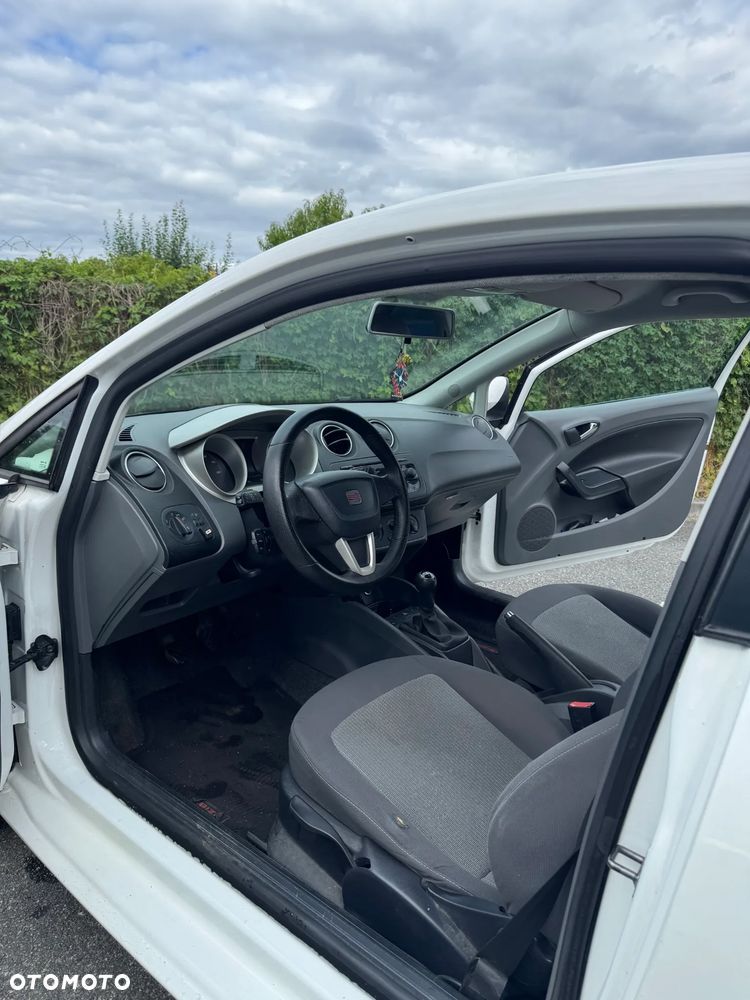 Seat Ibiza SC 1.4 16V Reference - 8