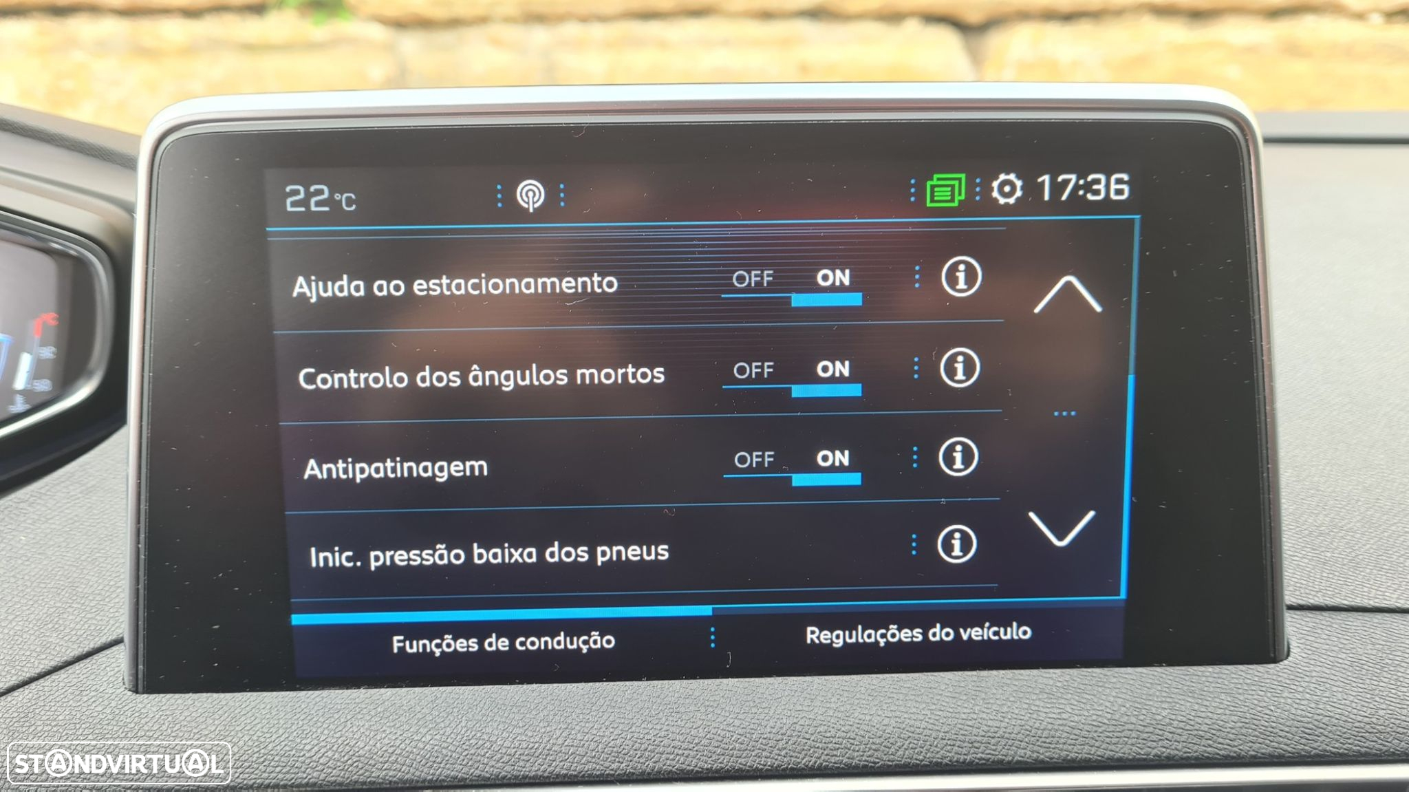Peugeot 3008 1.5 BlueHDi Allure EAT8 - 28