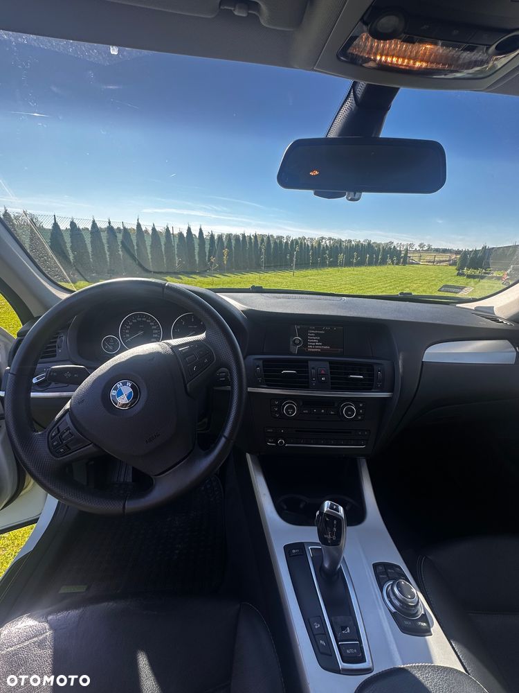 BMW X3 xDrive20d - 17