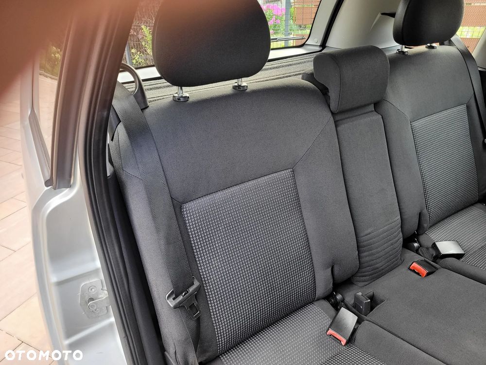 Opel Meriva 1.6 16V NAVI - 34